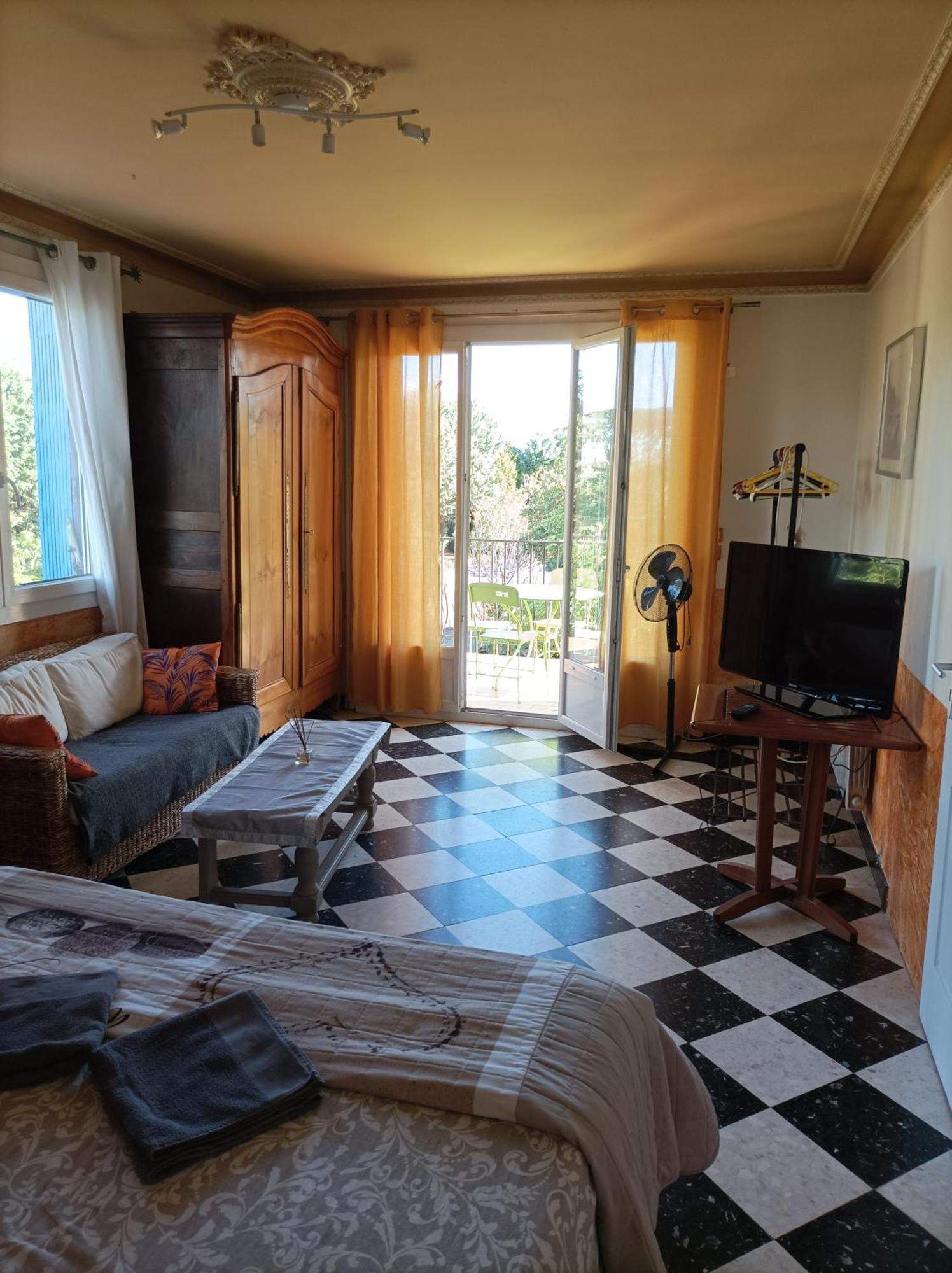 Chambre D'Hotes Les Garrigues Piolenc Exterior foto
